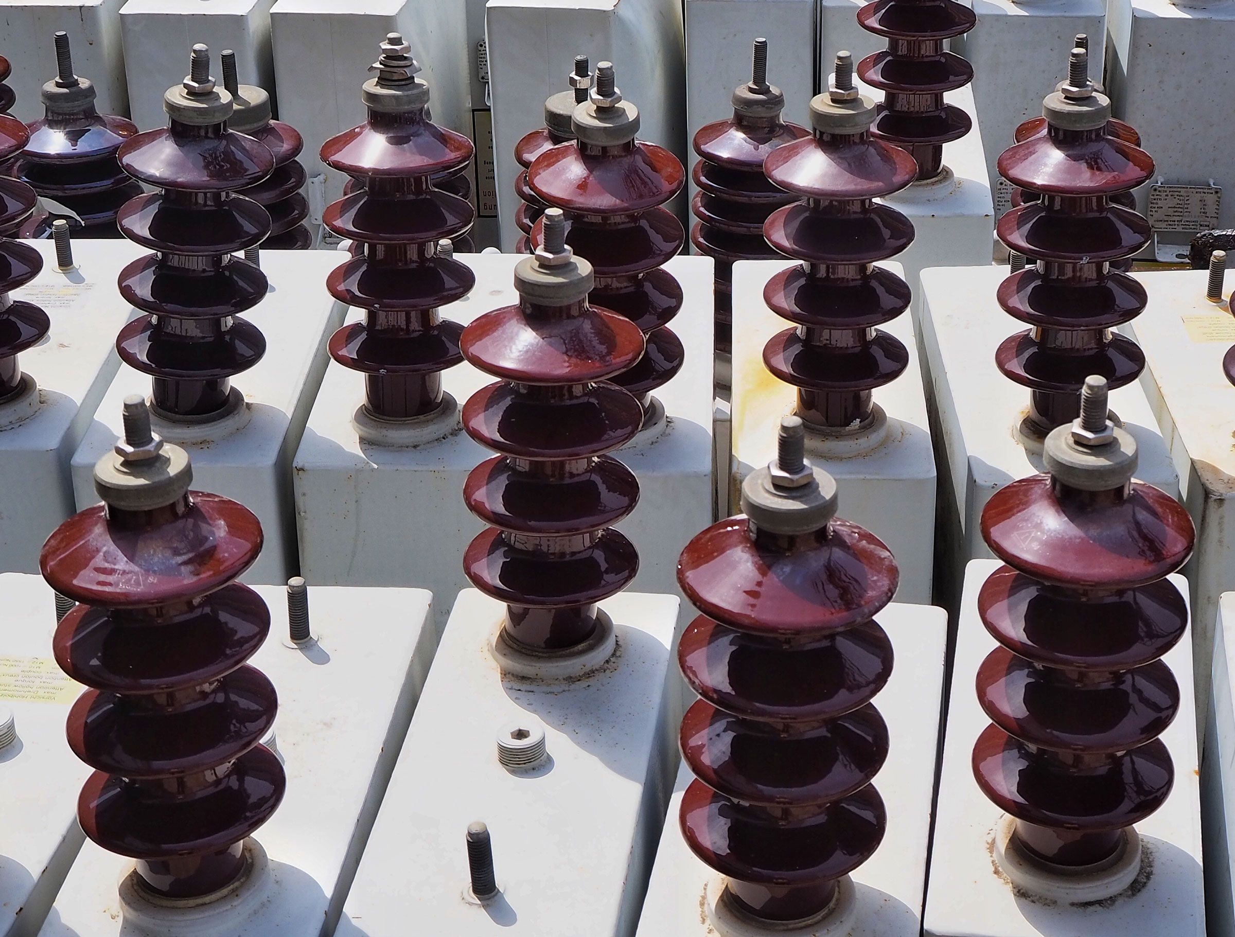 Capacitor for high voltage substation