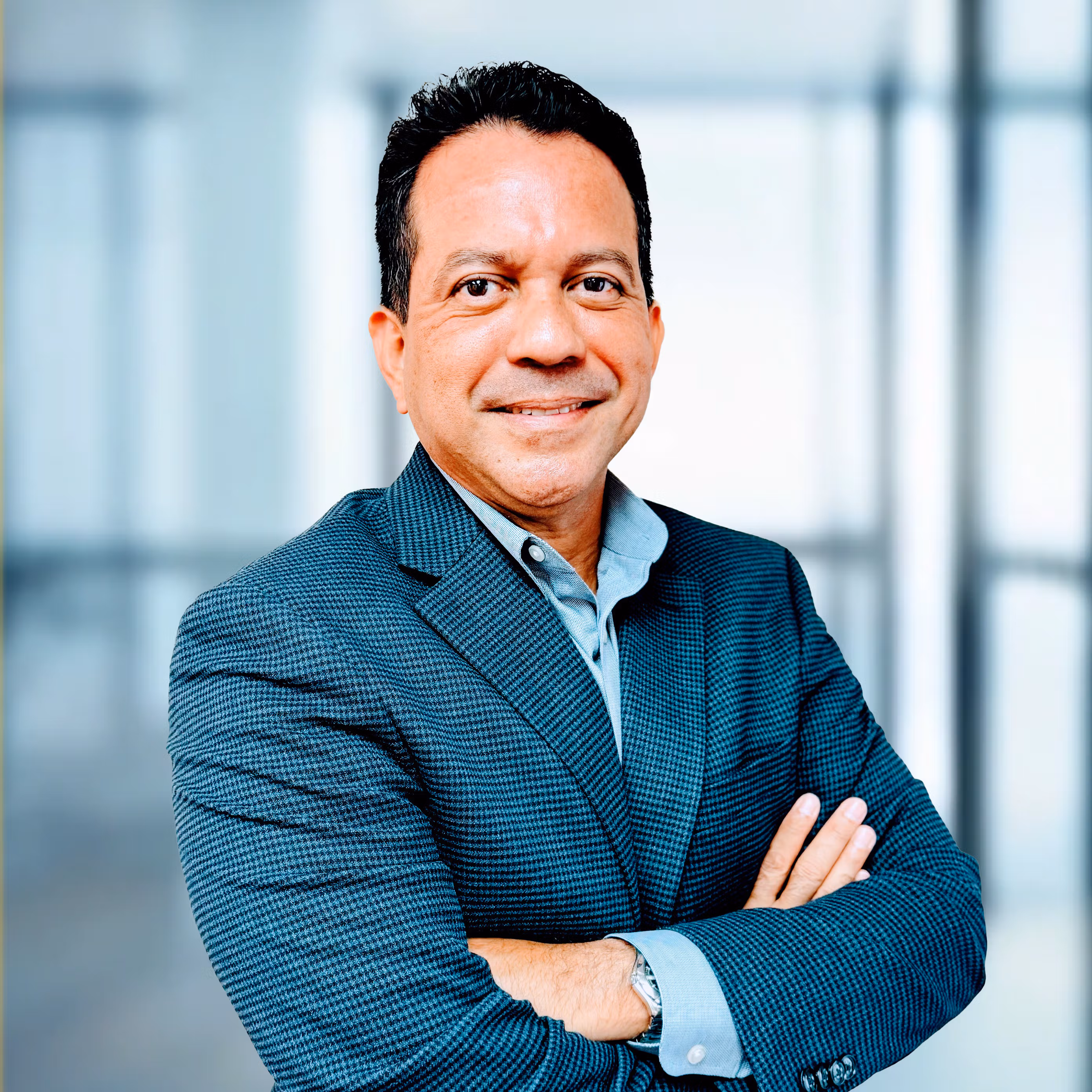 Guillermo Romero, Director of Sales - c3electrical