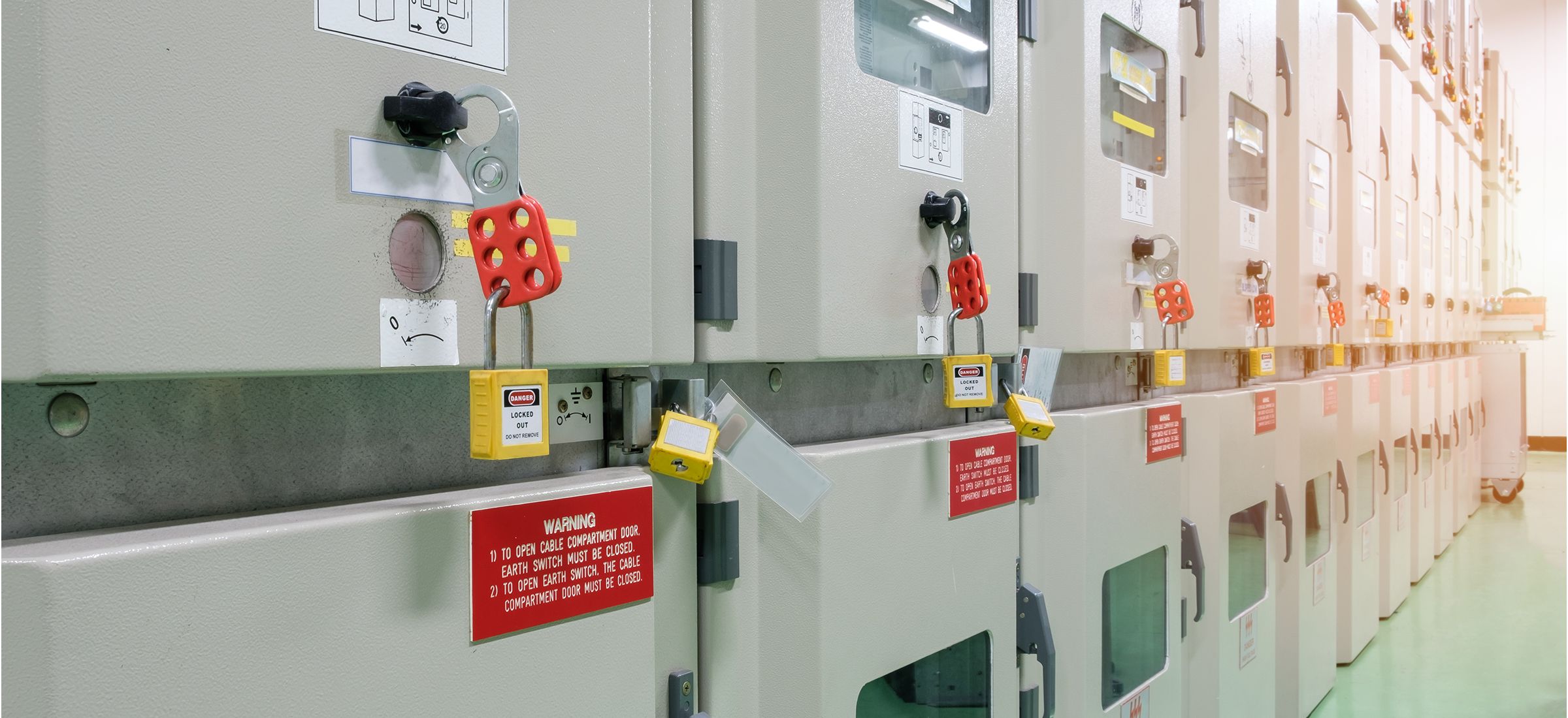 Lockout/Tagout - Key lock electrical switch gear panel